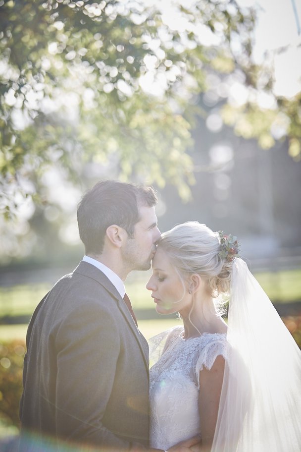 Upton_Barn_and_walled_garden_wedding_photography_blog_0040.jpg