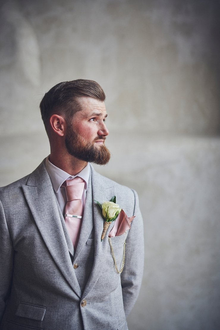 groom before ceremony at Upton Barn ceremony 