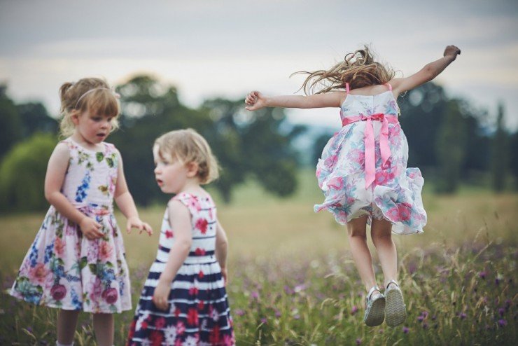 kids at Rockbeare manor wedding photography