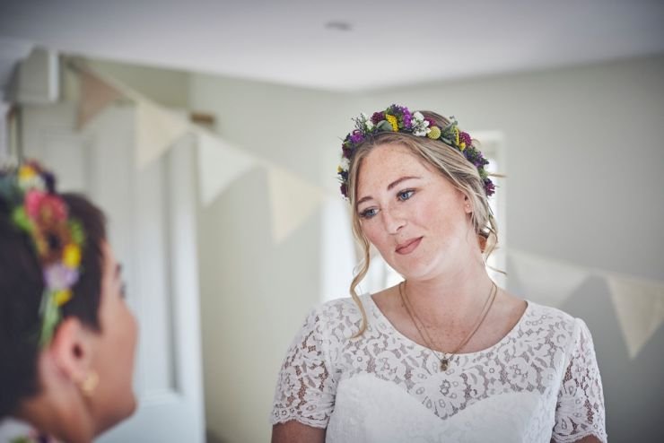 bridesmaids happy with flower crown