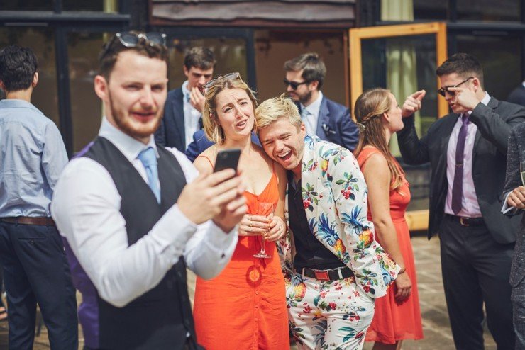 relaxed summer wedding photography at the corn barn near Cullompton in devon