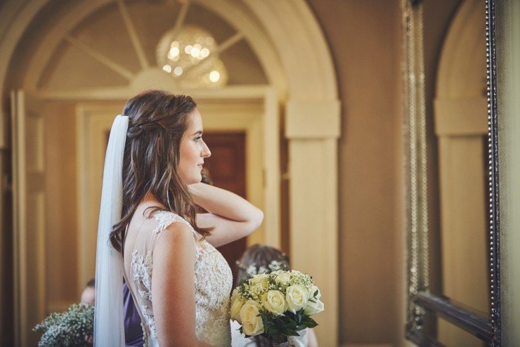 brides preps at a relaxed summer wedding photography at rockbeare manor in devon